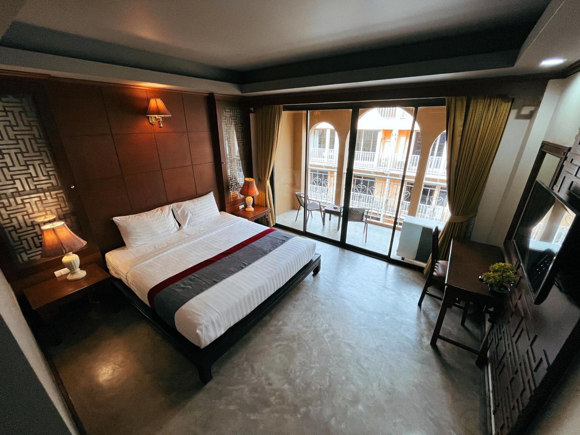Grand Orlov Apart Hotel Patong Exterior photo